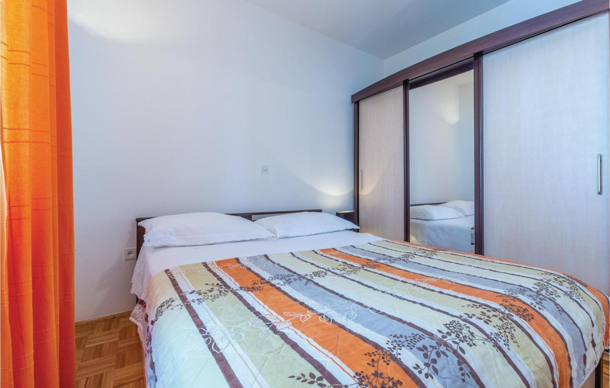 Nice Apartment In Plano With Kitchen מראה חיצוני תמונה