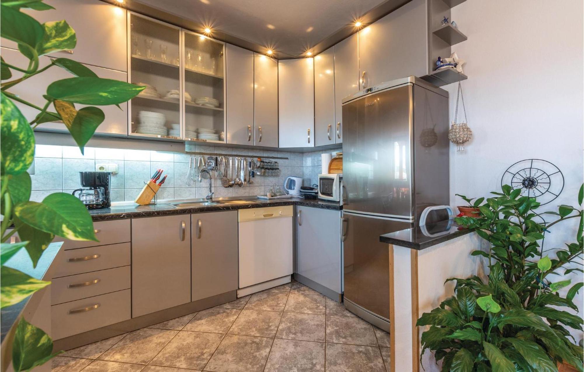 Nice Apartment In Plano With Kitchen מראה חיצוני תמונה